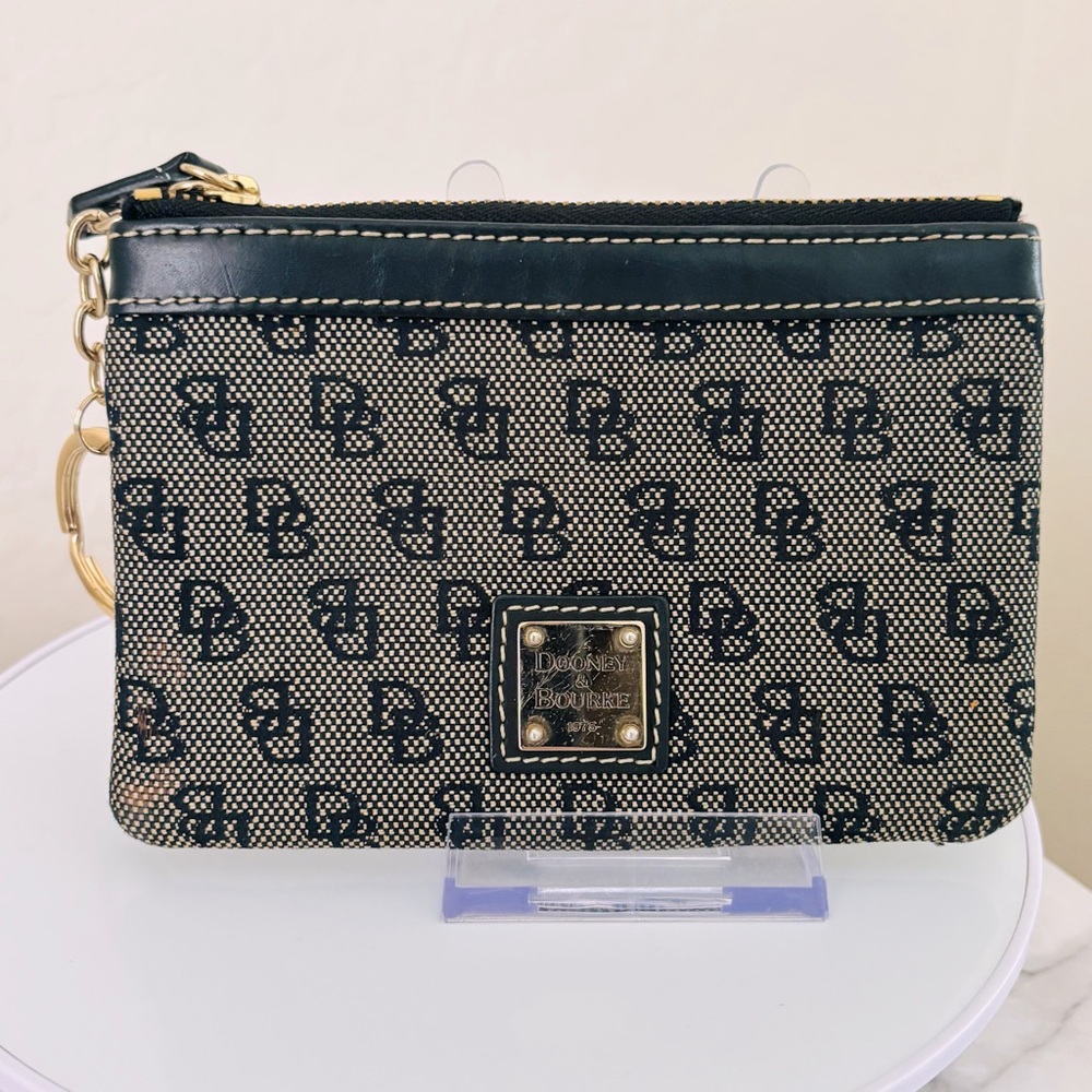 Dooney & Bourke Small Coin Purse / Card‎ Holder